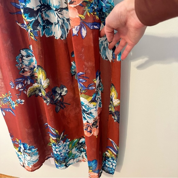 3/$15 Women’s Maxi Tropical Floral Dress Size Medium - Picture 7 of 7